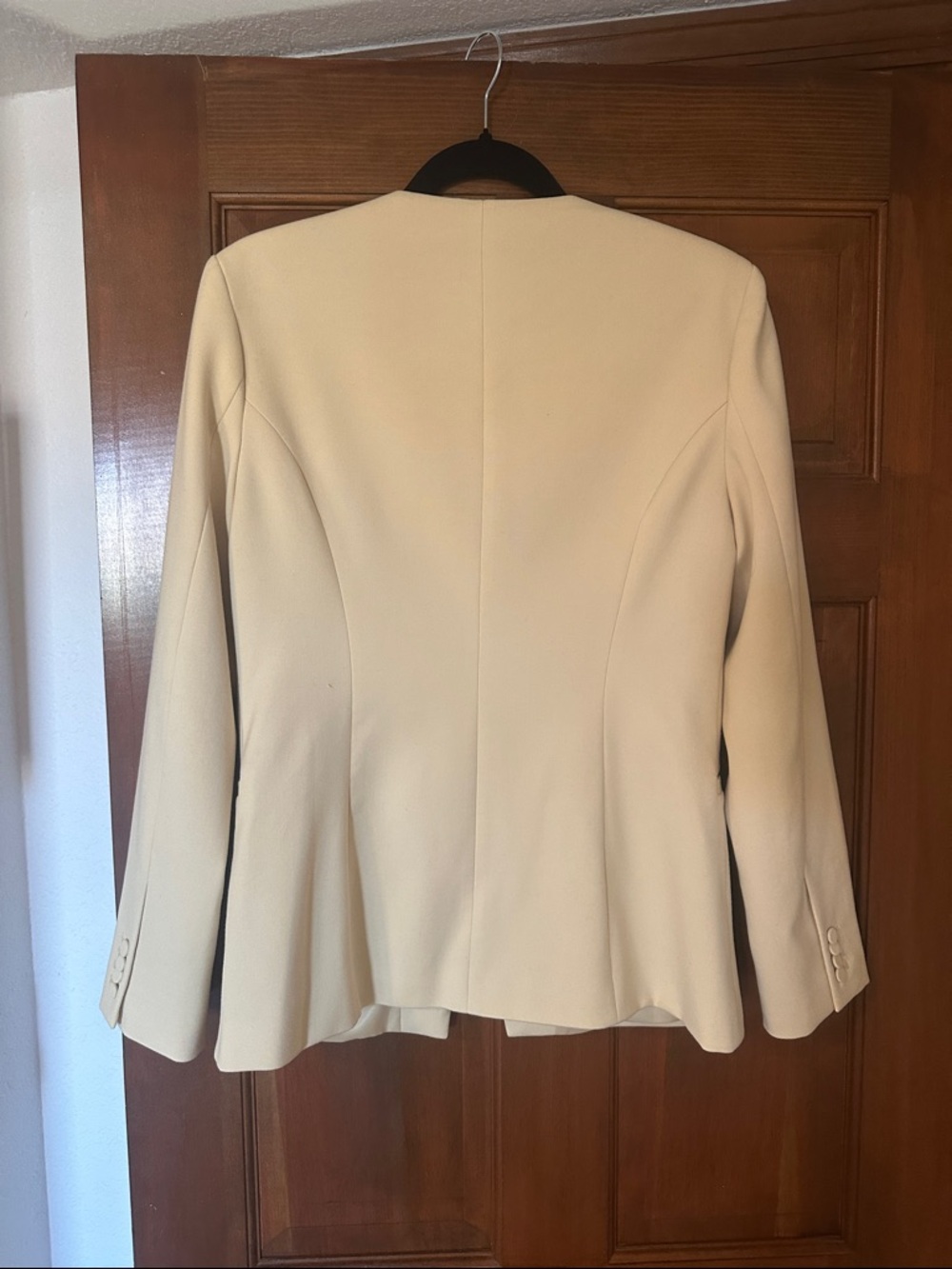 Abercrombie & Fitch Pale Yellow Collarless Button Front Suiting Blazer - Picture 7 of 7